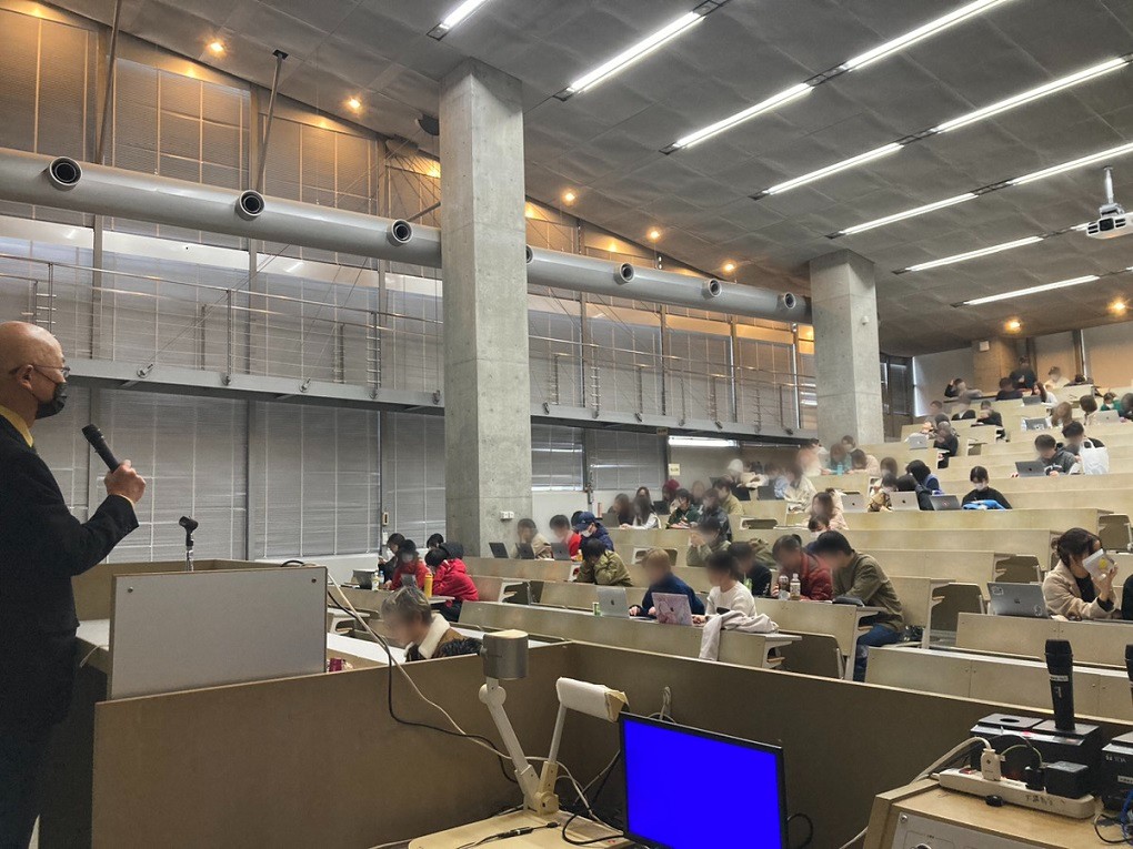 大学講義風景①