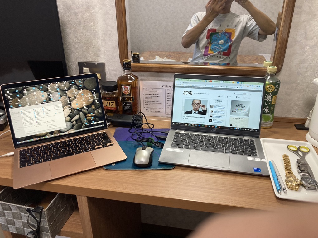 ホテル室内ワーケーション環境